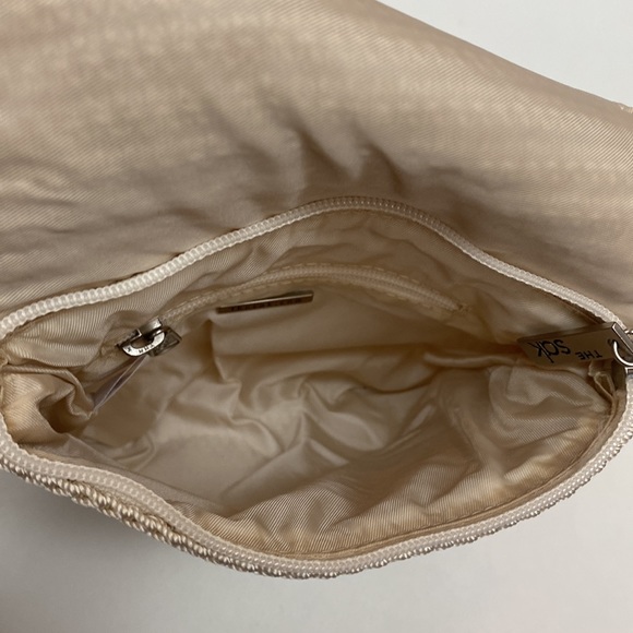 The Sak Crochet Crossbody Bag - Picture 6 of 7